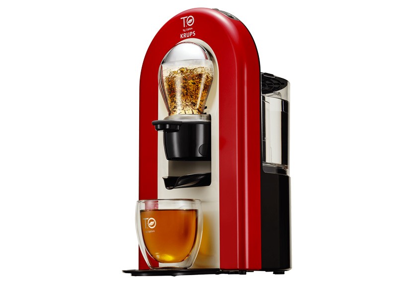 Se préparer un thé infusé avec la théière électrique Krups Lipton TO